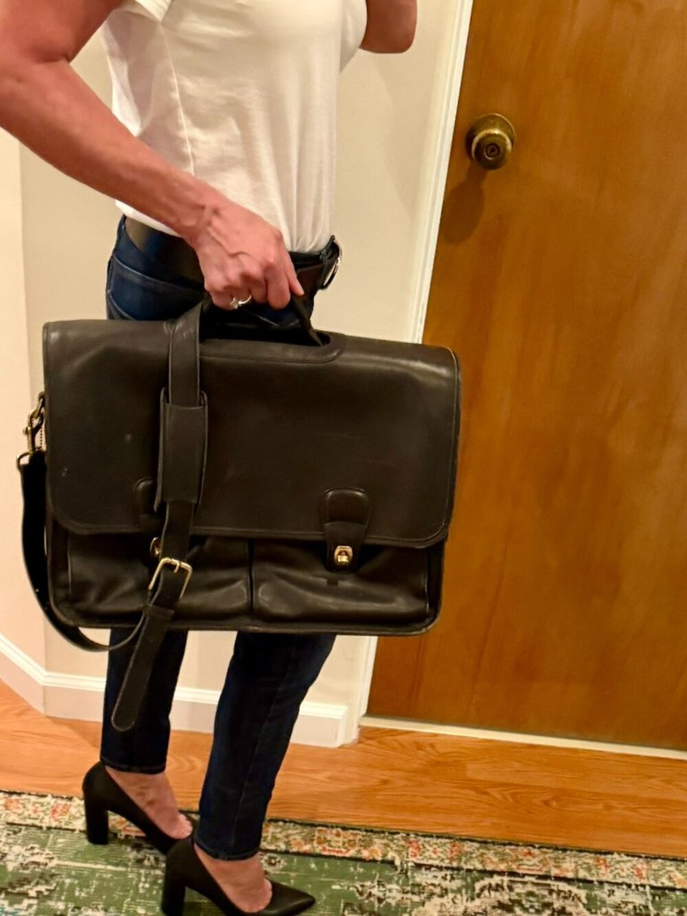 Vintage Coach FOS‑0532 Leather Attache Briefcase Black | Unisex | Shoulder Strap
